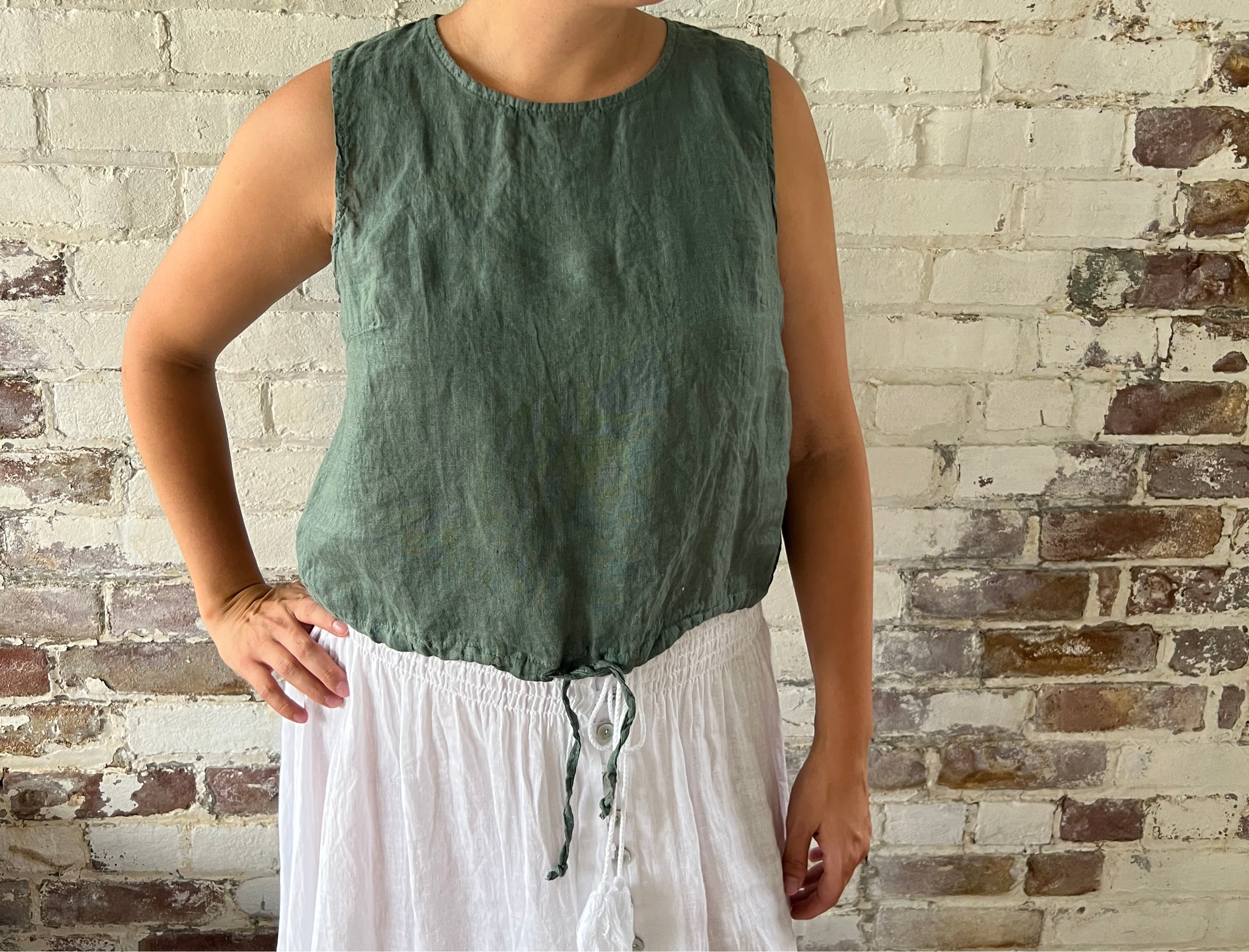 Linen Tank Adjustable Botton