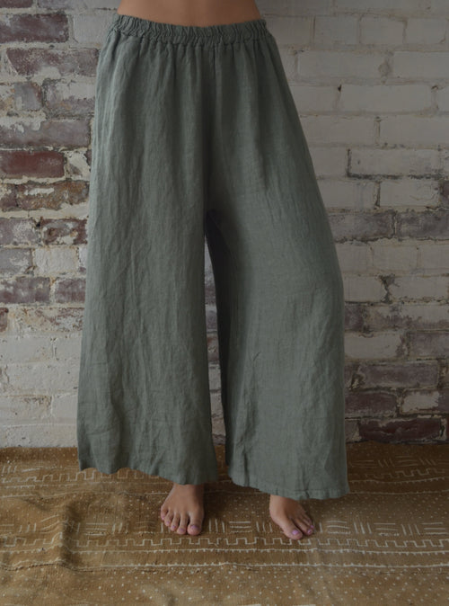 Crop Wide Leg Pant with Pockets