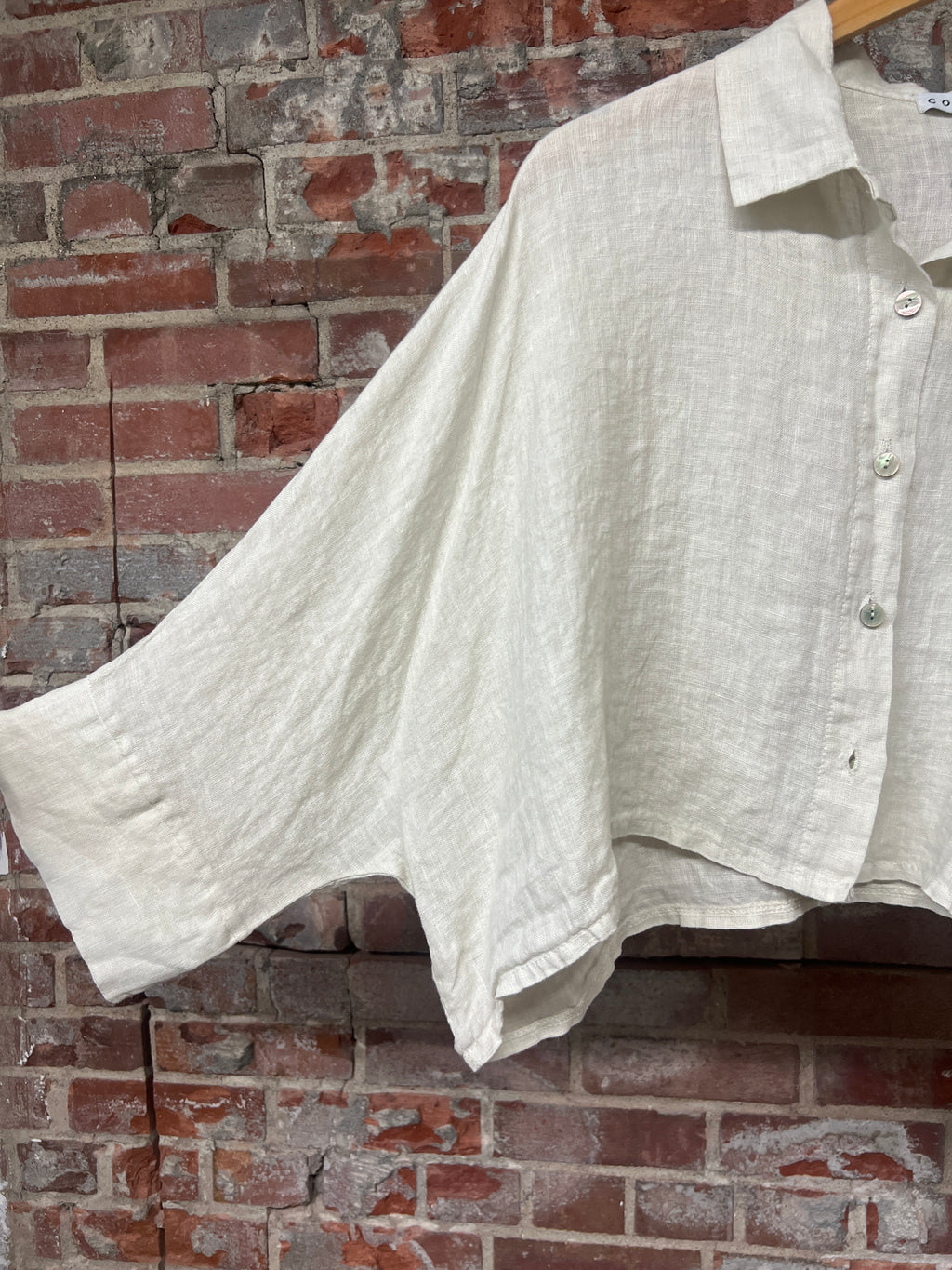 100% Linen Crop Button Down